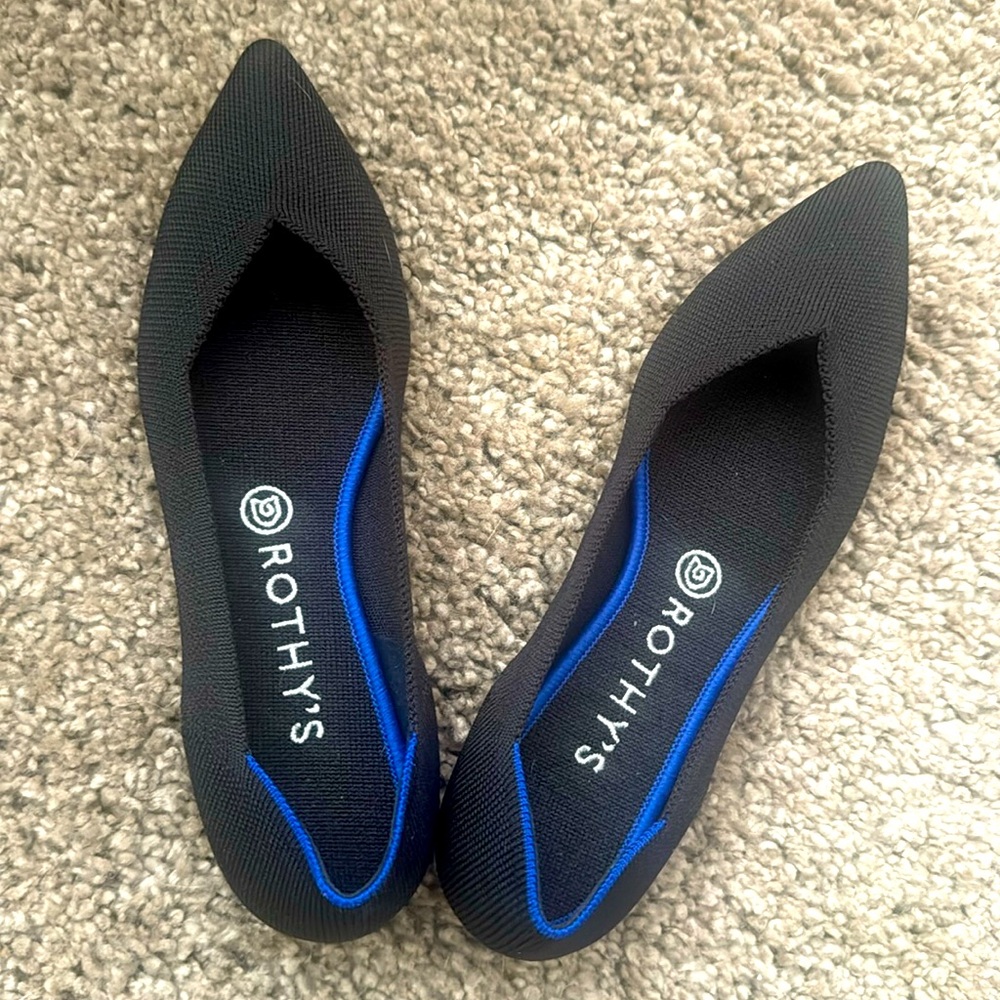 Rothy’s The Point in black size 9. Like new!